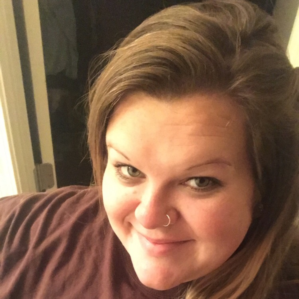 Meet your Posher, Courtney